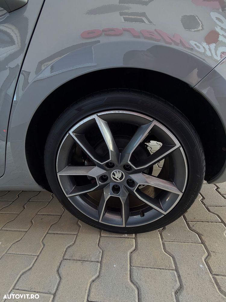 Skoda Octavia 2.0 TDI (Green tec) DSG RS - 22