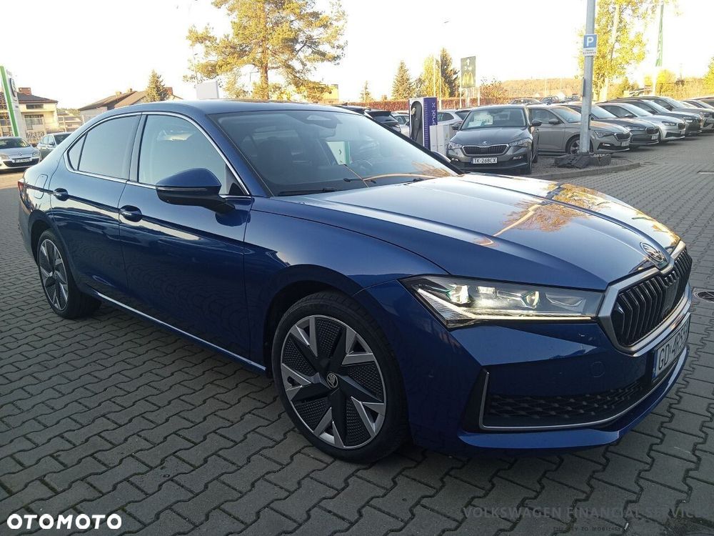 Skoda Superb 2.0 TDI SCR Selection DSG - 4