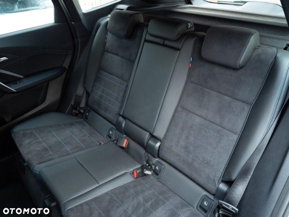 BMW X1 - 15