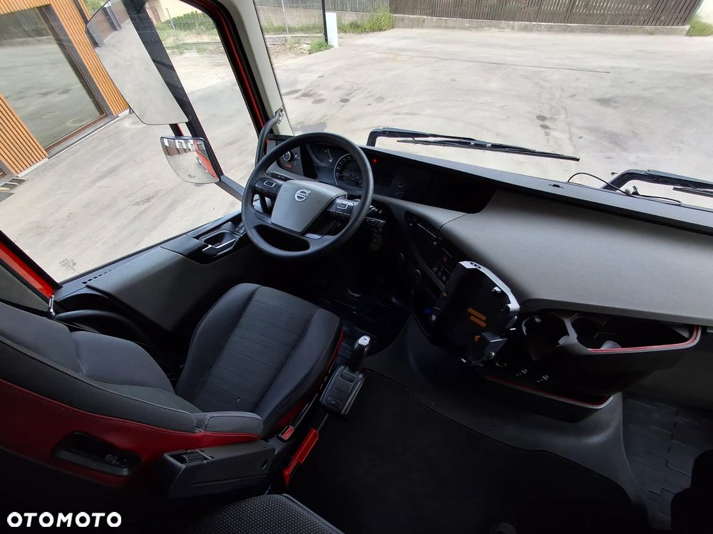 Volvo FH 420 Ciągnik Siodłowy Kabina XL ADR Euro 6 404 Tyś Przebiegu Przewóz Towarów Niebezpiecznych - 23