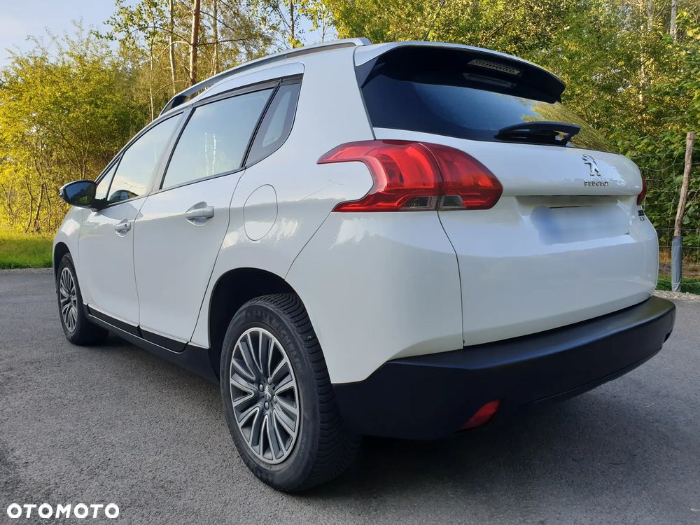 Peugeot 2008 e-HDi FAP 92 STOP & START Active - 4