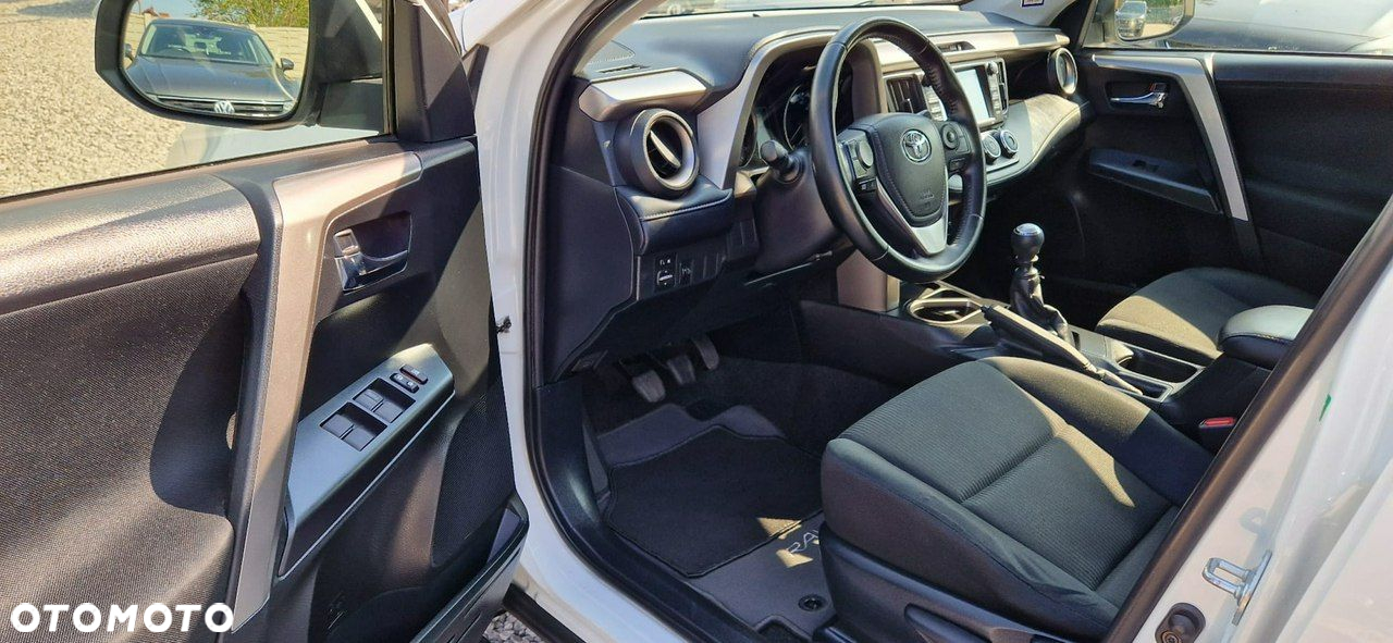 Toyota RAV4 - 36