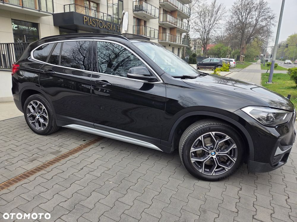 BMW X1 xDrive20i - 21