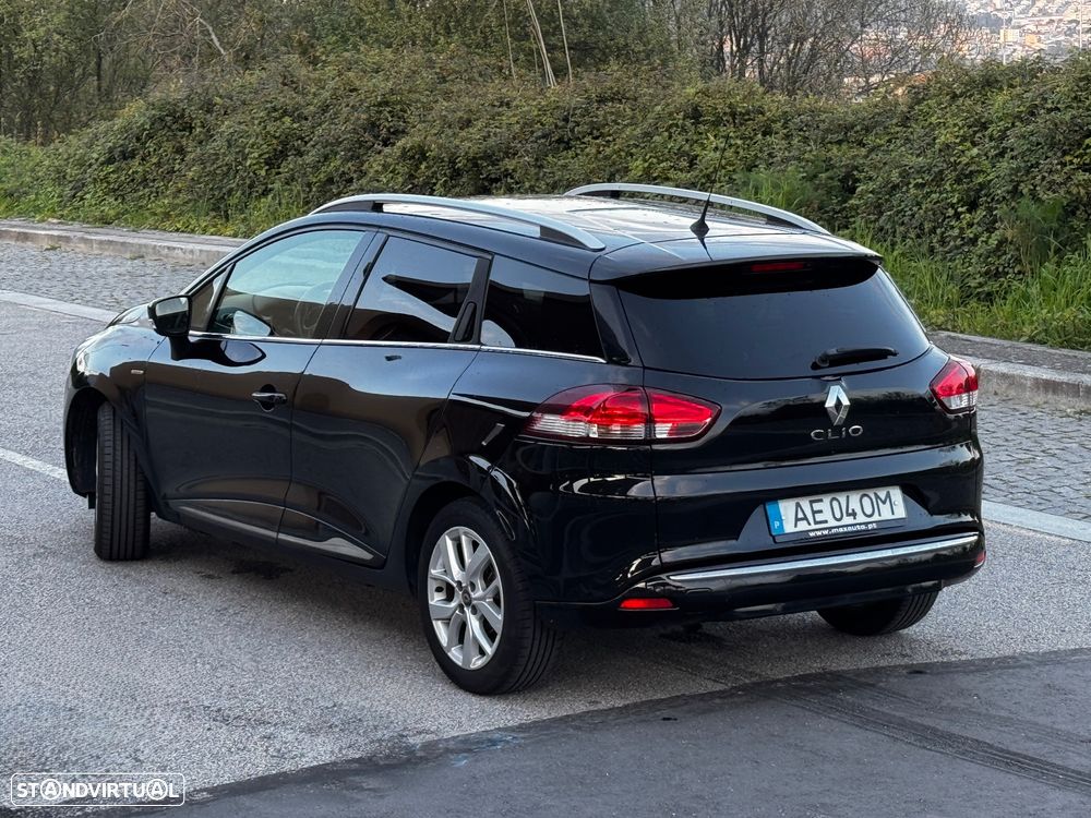 Renault Clio Sport Tourer - 6