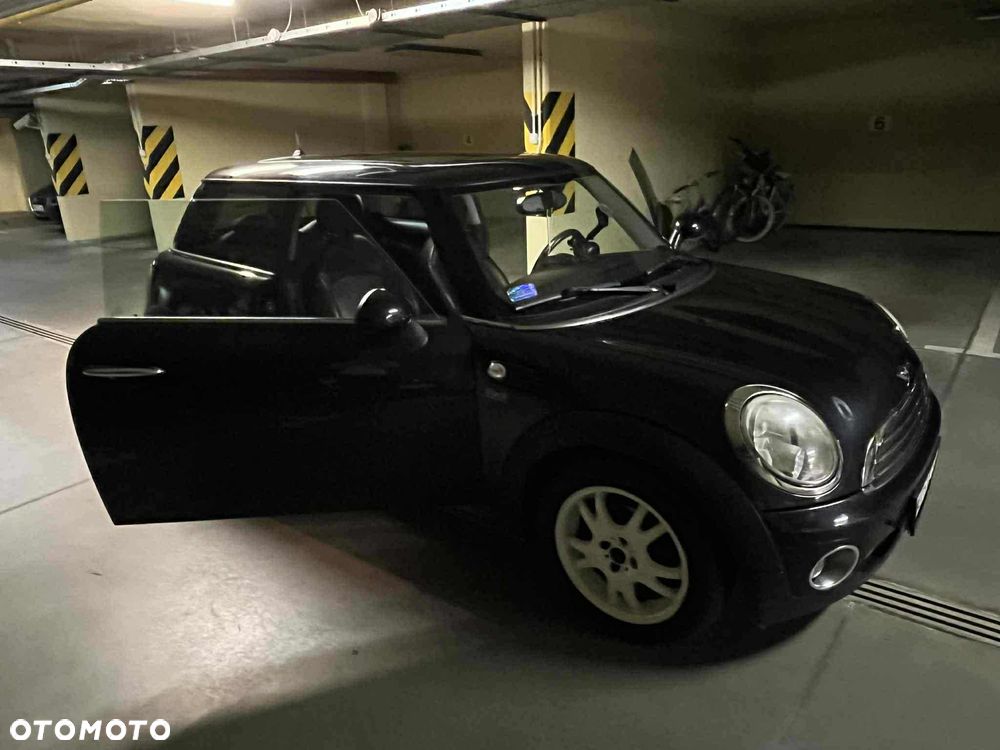 MINI Cooper Standard - 8