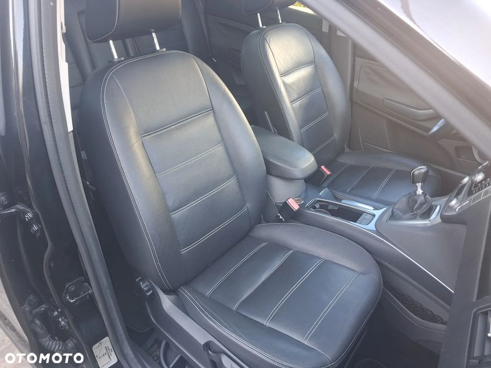 Ford Kuga 2.0 TDCi 2x4 Titanium - 15