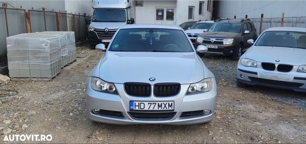 BMW Seria 3 325xi - 33