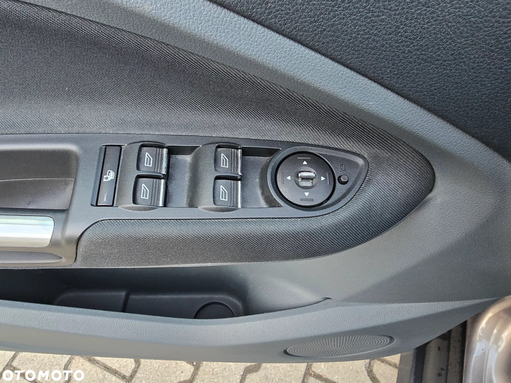 Ford Grand C-MAX 2.0 TDCi Titanium - 20