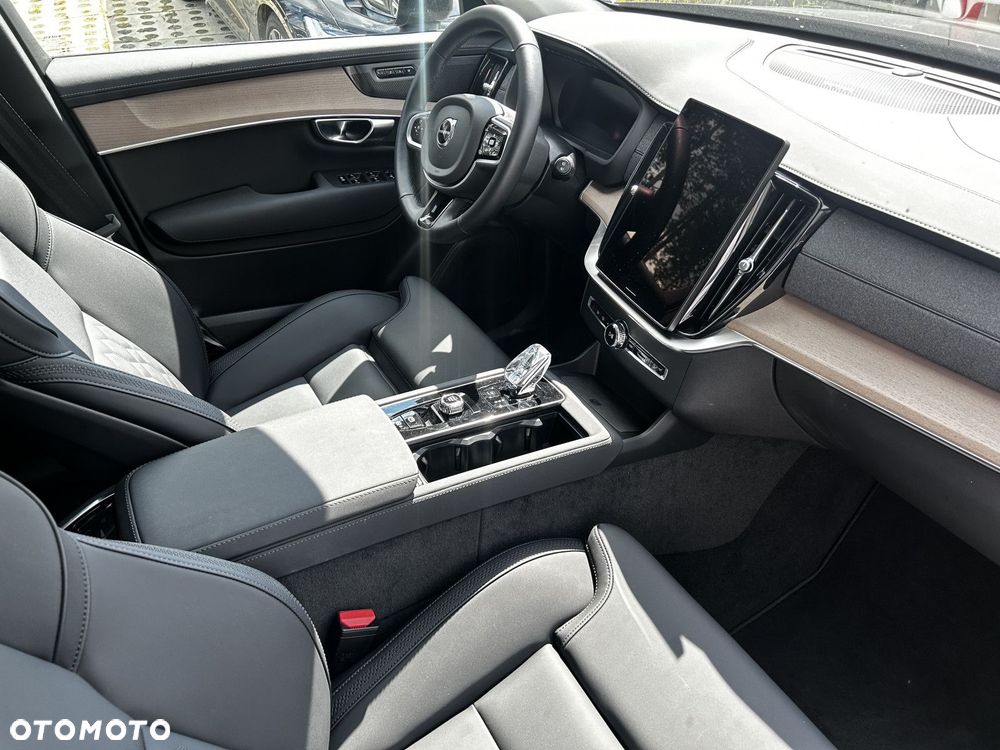 Volvo XC 90 - 12