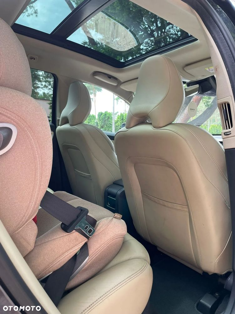 Volvo XC 60 D4 Geartronic Summum - 13