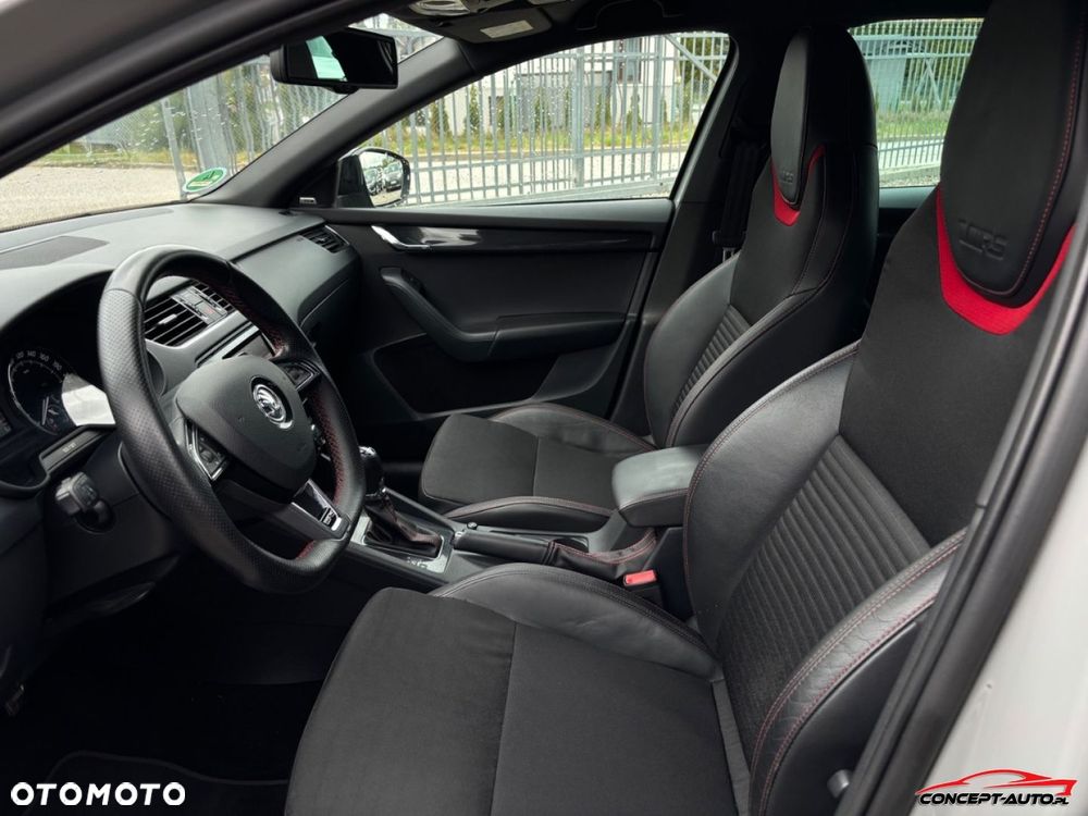 Skoda Octavia 2.0 TSI RS DSG - 19