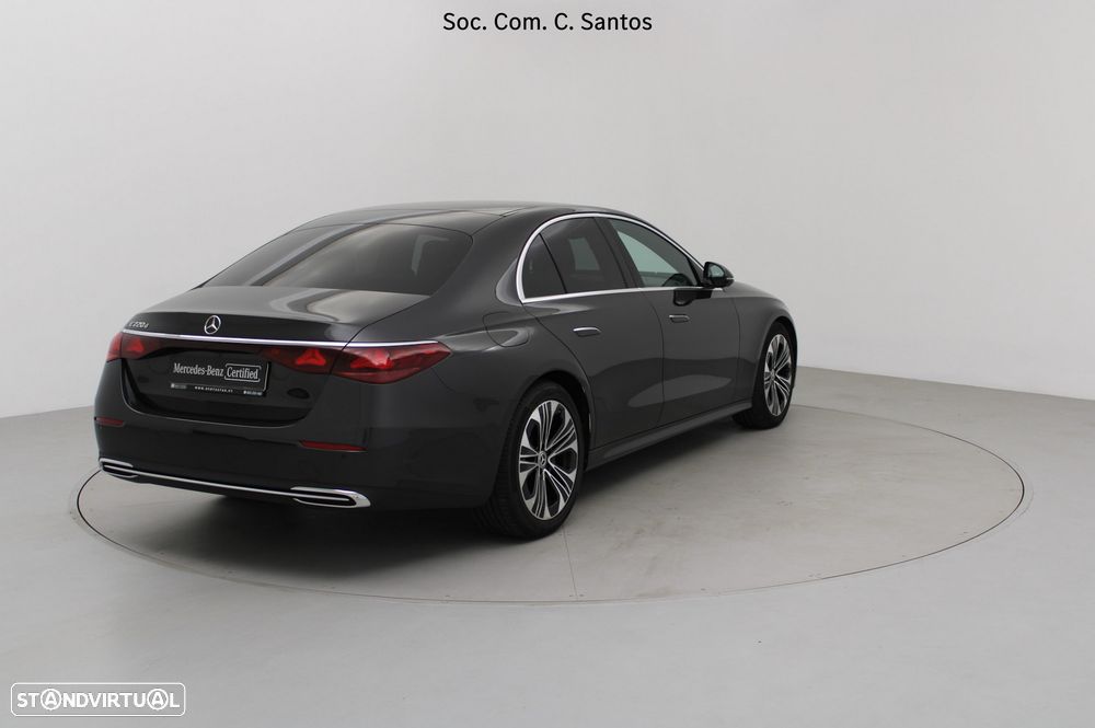 Mercedes-Benz E 220 d - 5