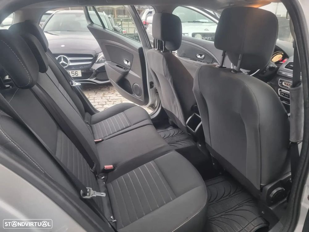 Renault Mégane Sport Tourer - 6