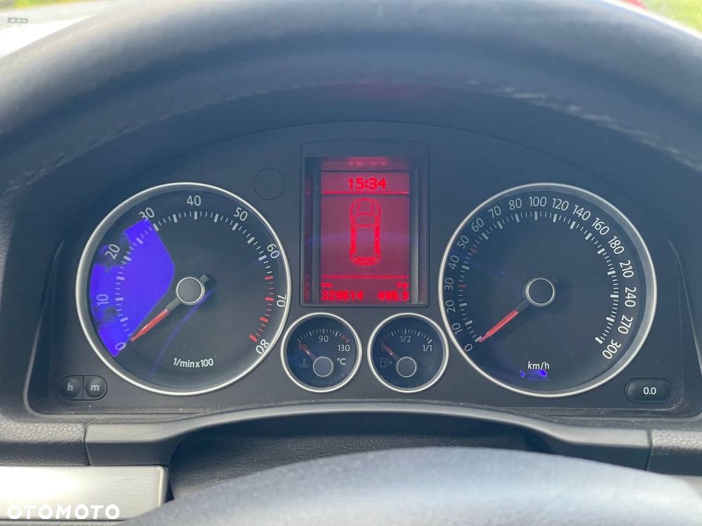 Volkswagen Jetta 2.0 TDI DPF Sportline - 13