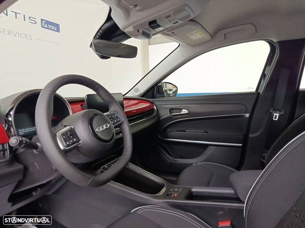 Fiat 600e 54 kWh (RED) - 8