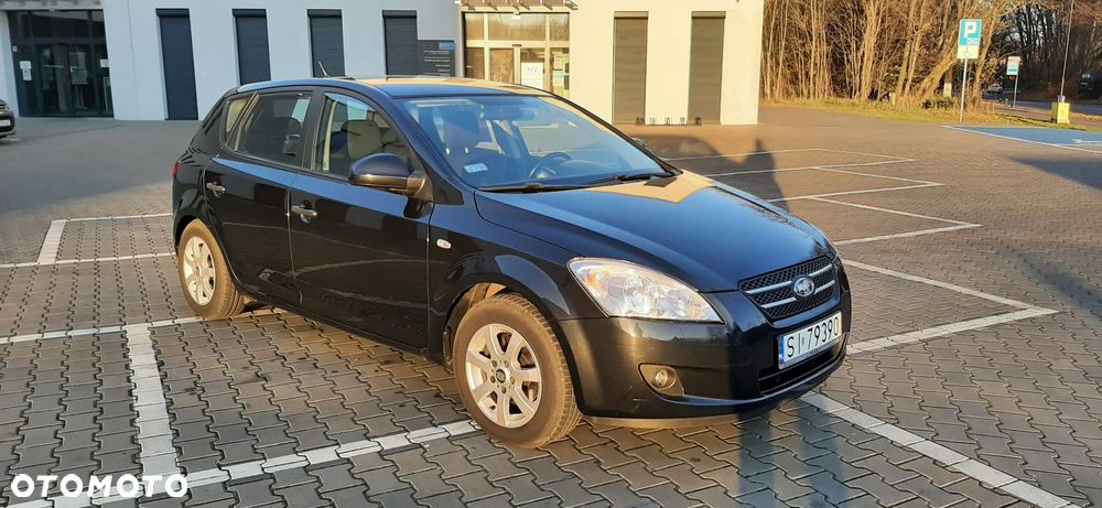 Kia Ceed Cee'd 1.4 Comfort - 4
