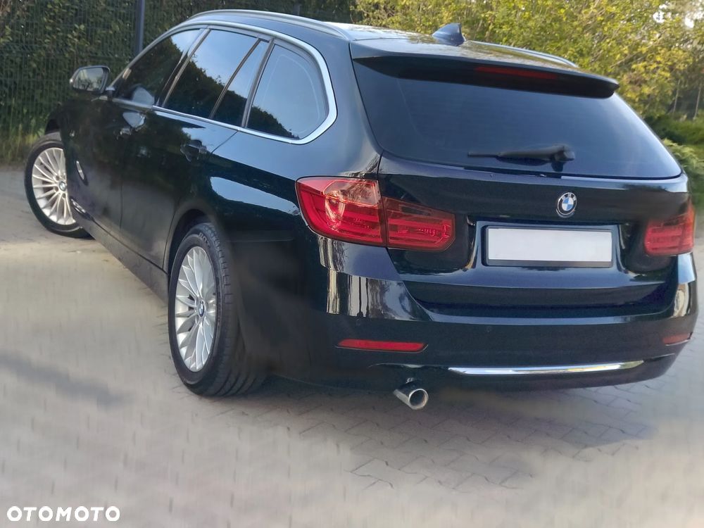 BMW Seria 3 318d Luxury Line - 23