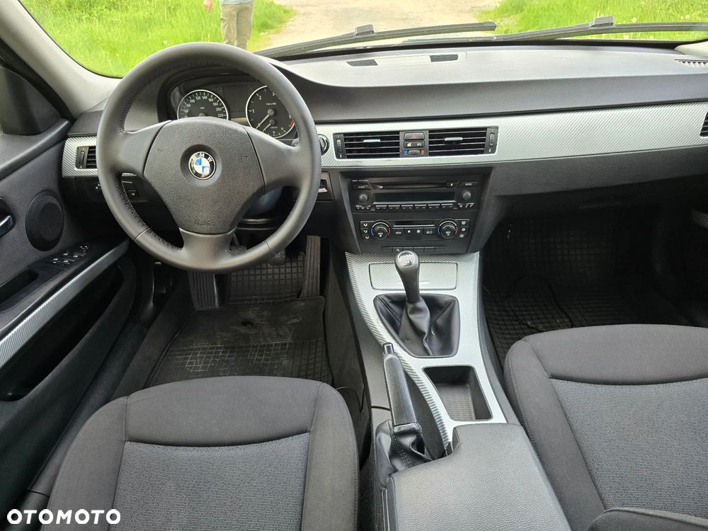 BMW Seria 3 320d DPF - 9