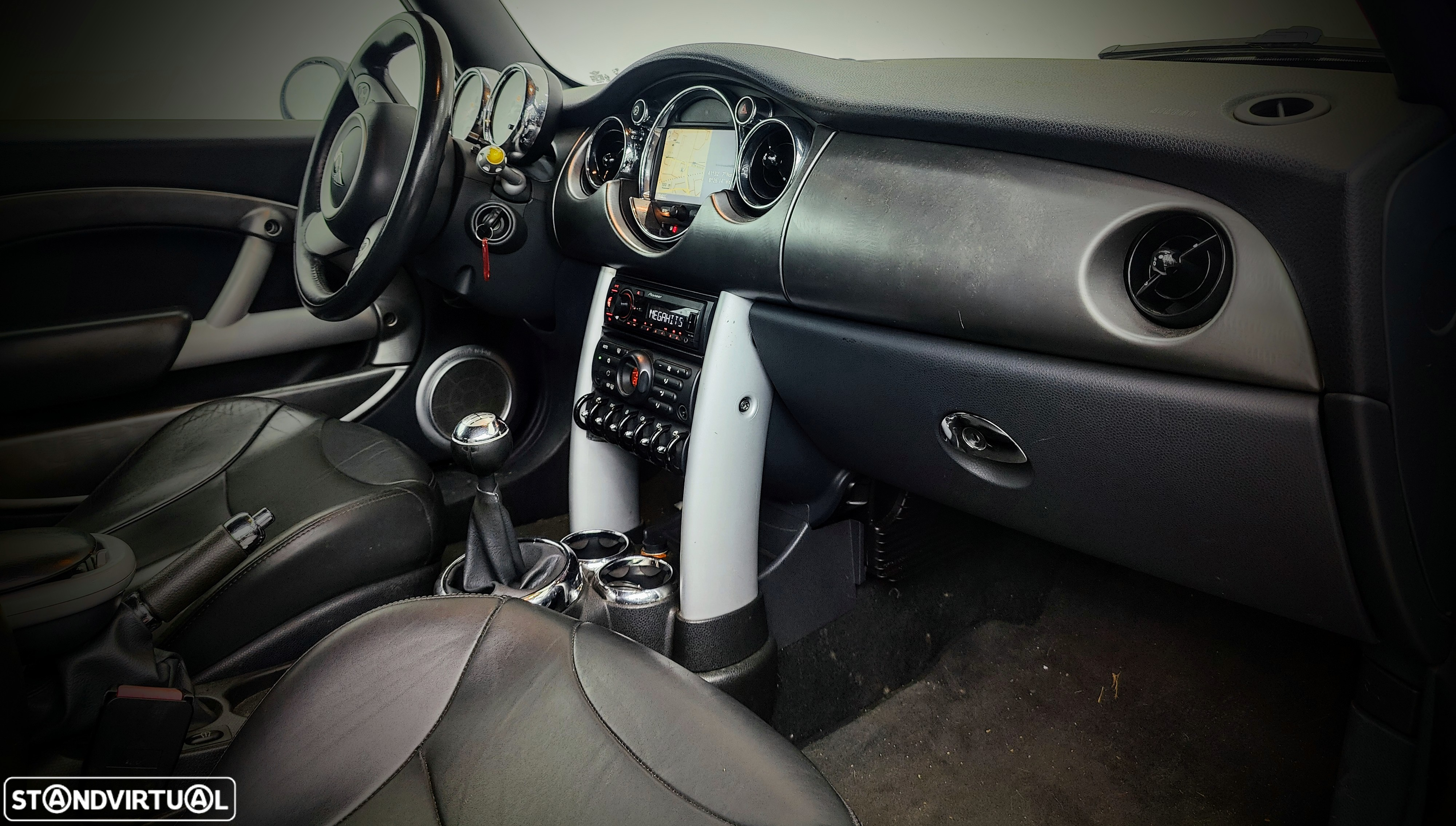 MINI Cabrio Cooper S - 7