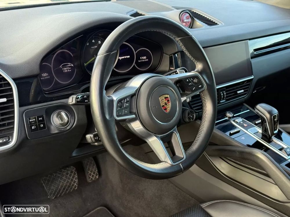 Porsche Cayenne Coupé E-Hybrid - 23