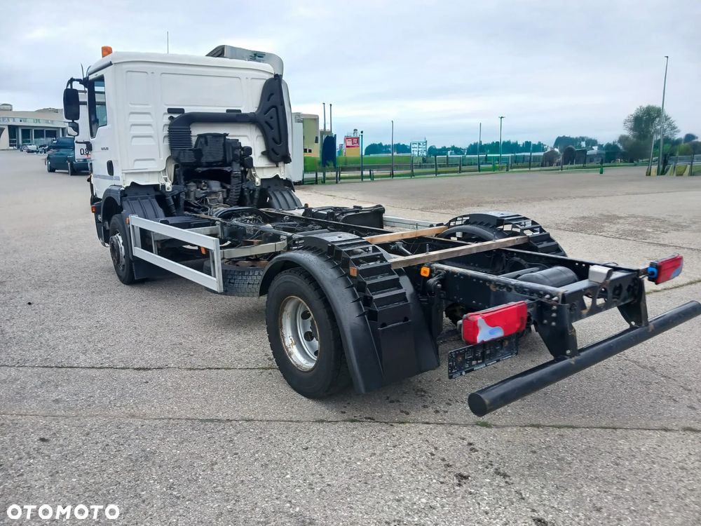 MAN TGM 15.250 4x2 BL Rama do zabudowy/ Manual/ Blokada/ Przystawka PTO/ Klima/ Wywrotka/ Kipper/ Kiper/ Beczka/ Hakowiec/ Euro 6 / Sprowadzony - 3