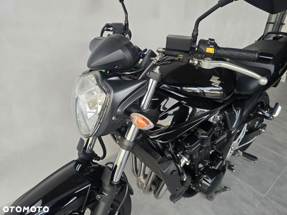 Suzuki Bandit - 23