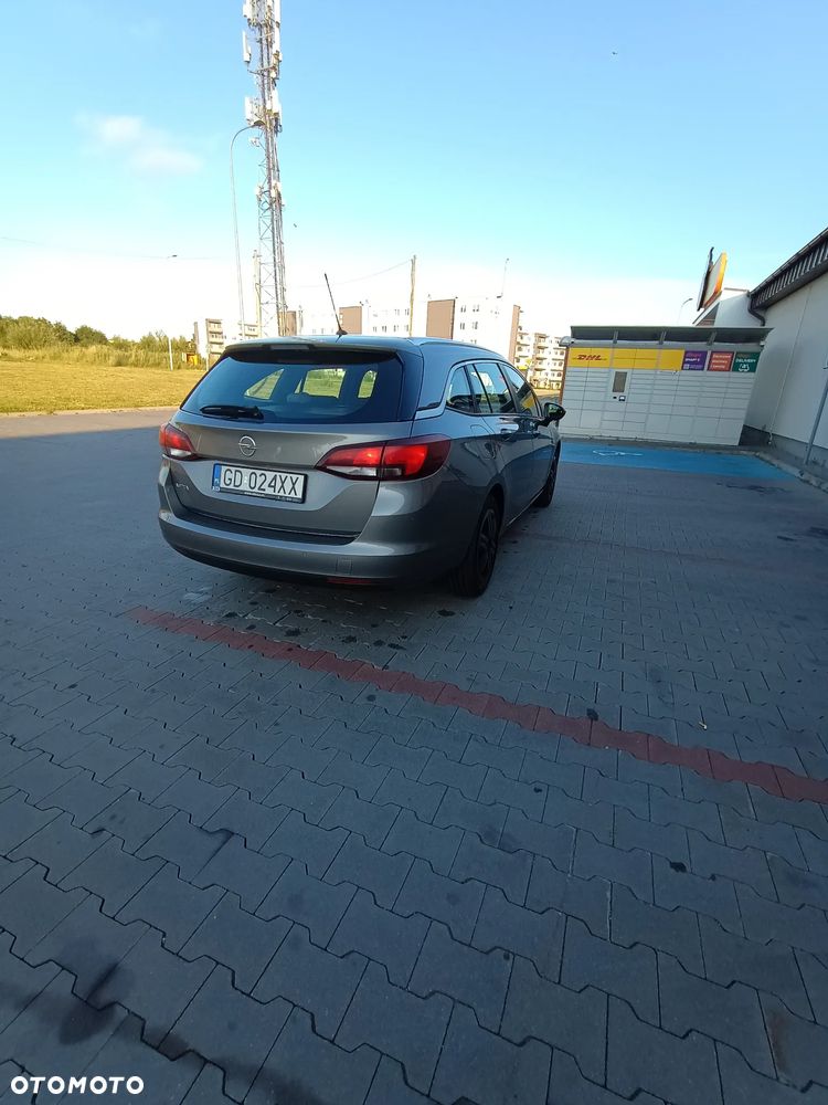 Opel Astra - 2