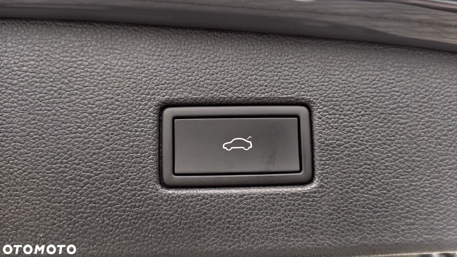 Volkswagen Tiguan - 12