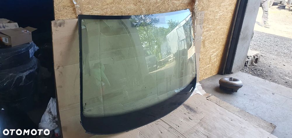 Szyba czołowa przód przednia VW Touran I AS1 04r - 4