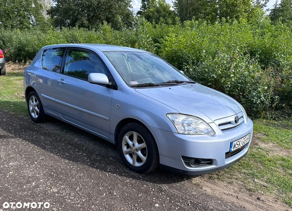 Toyota Corolla - 1