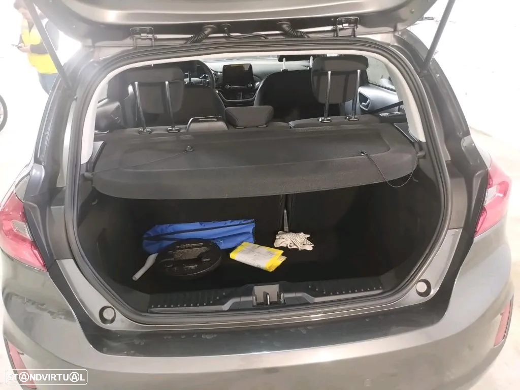 Ford Fiesta 1.0 EcoBoost MHEV Connected - 9