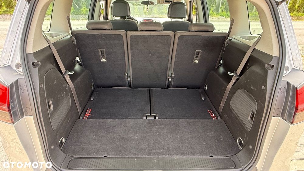 Opel Zafira Tourer 1.8 Selection - 27