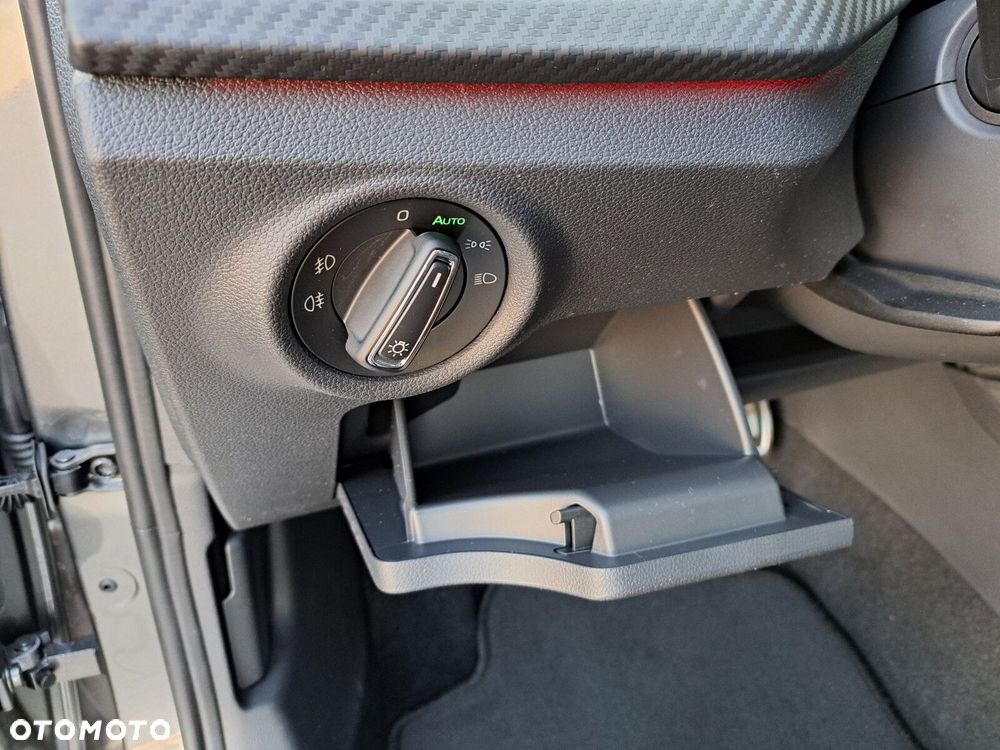 Skoda Kamiq 1.5 TSI Monte Carlo - 17