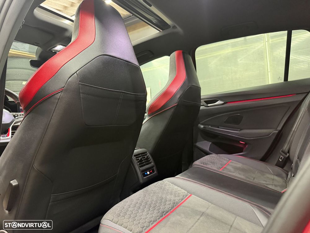 VW Golf 2.0 TSI GTI Clubsport DSG - 33