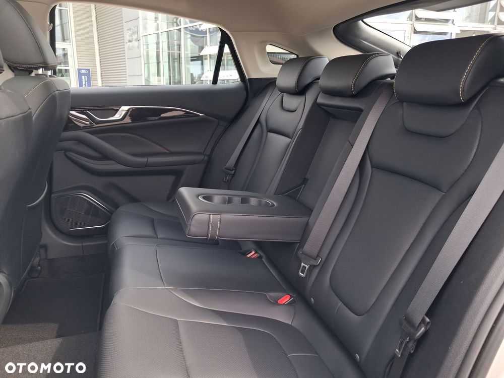 Bestune B70 - 30