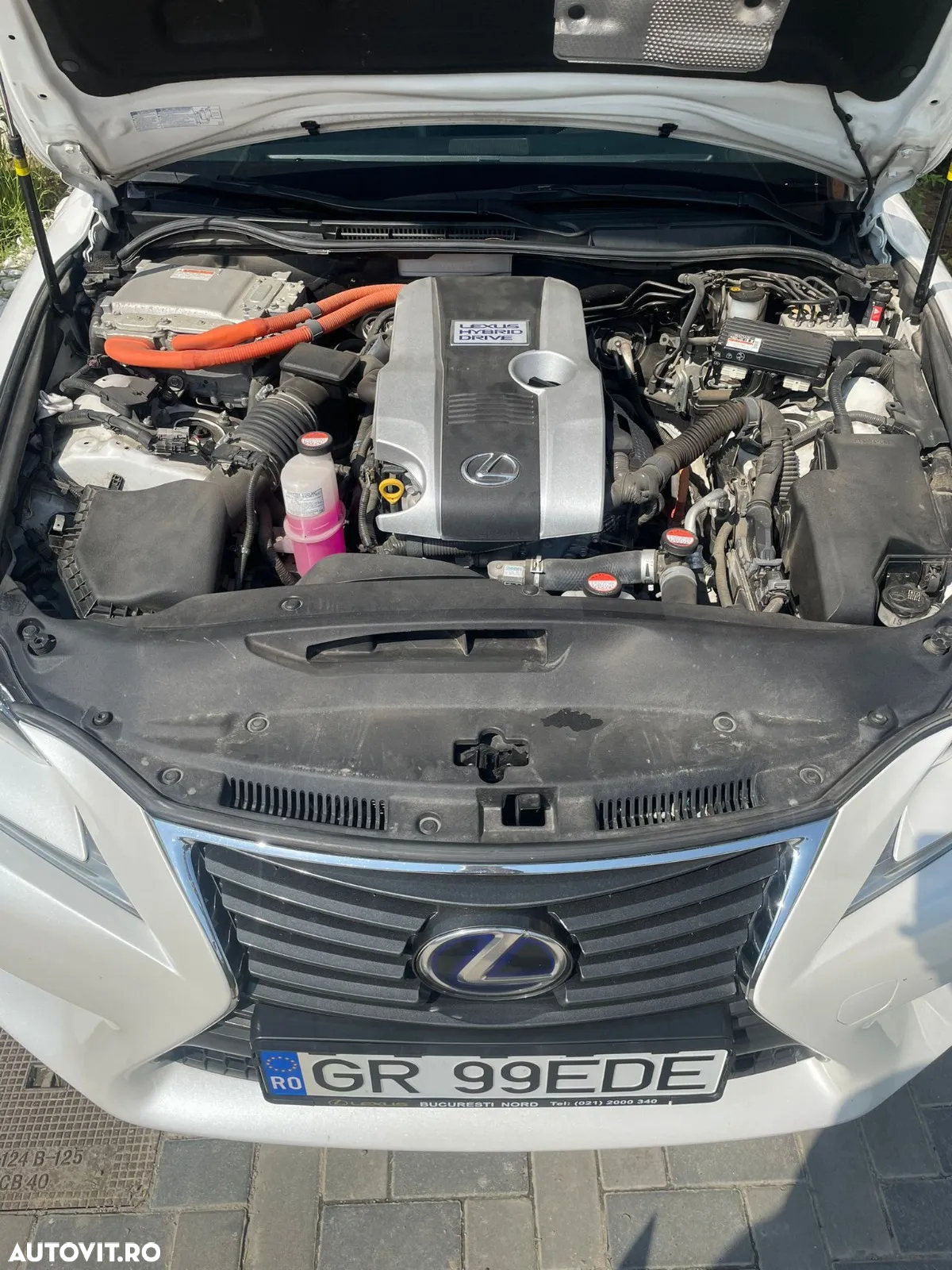 Lexus Seria IS 300h Executive - 7