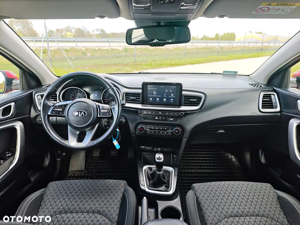 Kia Ceed 1.4 T-GDI M Max - 15