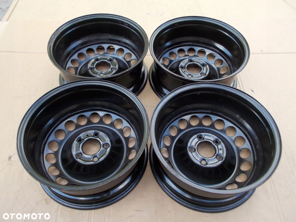 4x Felgi 16 Audi A4 B8 A6 C7 7j 5x112 ET39 / 8K0601027A - 16