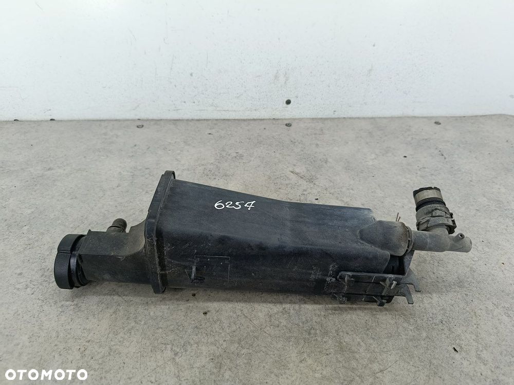 ZBIORNICZEK WYRÓWNAWCZY BMW 3 E46 3142230001  MEYLE 1.9 8V - 1