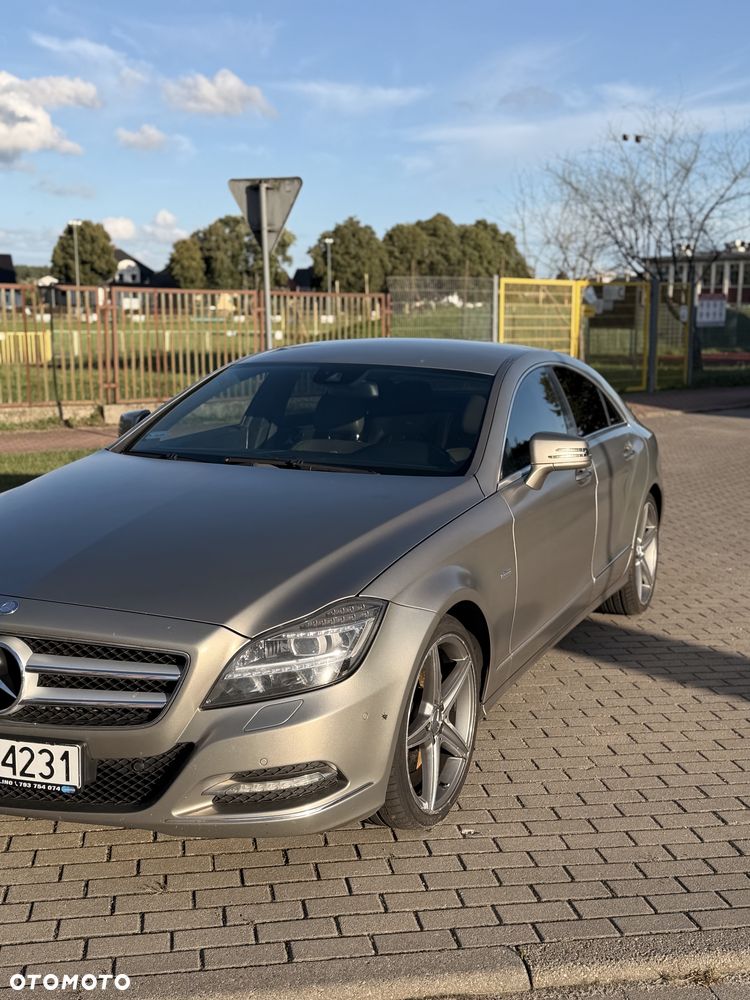 Mercedes-Benz CLS - 4