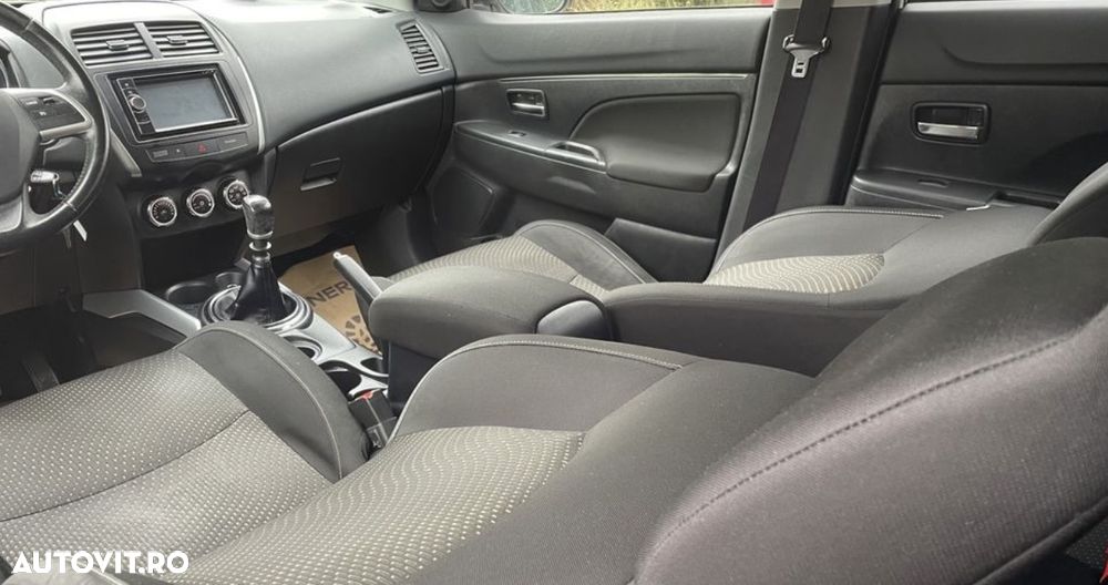 Mitsubishi ASX 1.8 DI-D 2WD Intense - 14