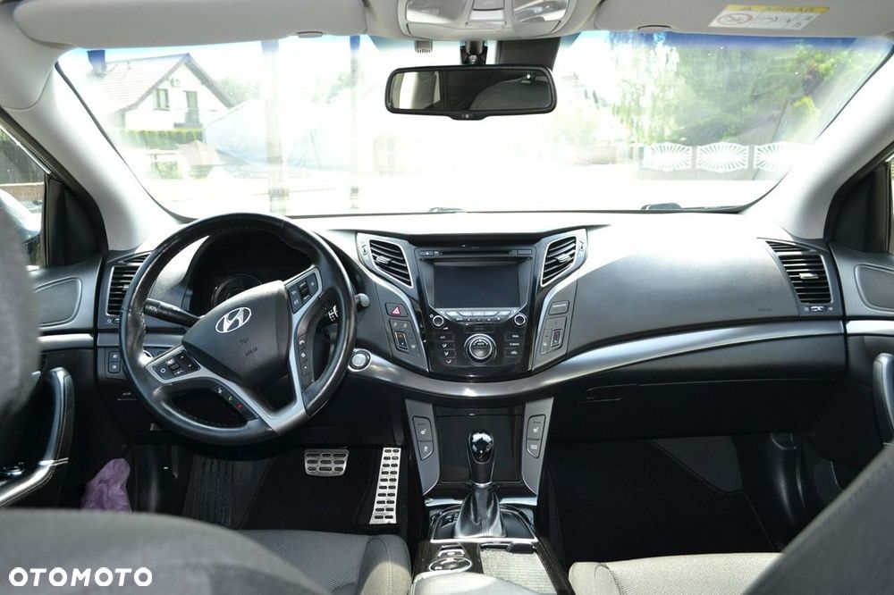 Hyundai i40 Kombi 1.7 CRDi DCT Premium - 16