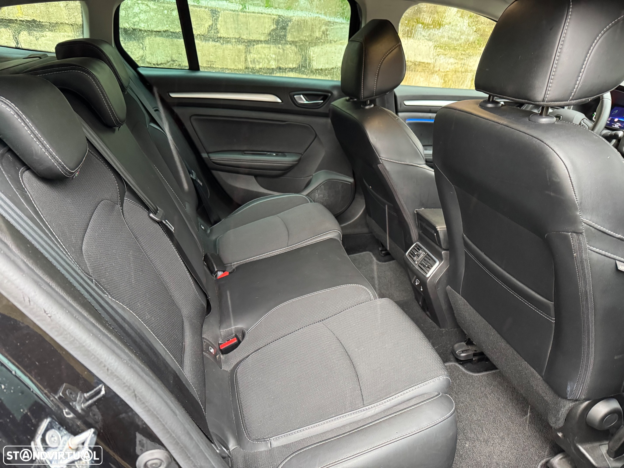 Renault Mégane Sport Tourer 1.5 Blue dCi Zen - 23