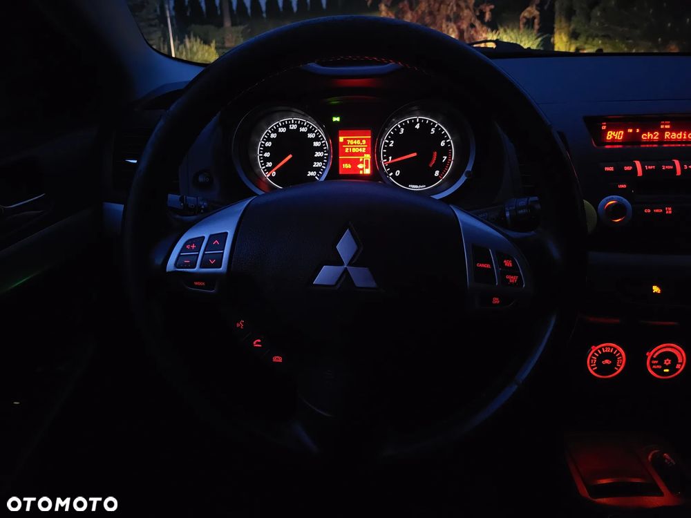 Mitsubishi Lancer 1.8 Intense LPG - 17