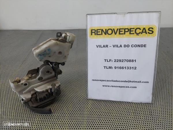Fecho Porta Tras Dto Nissan Primera (P10) - 1