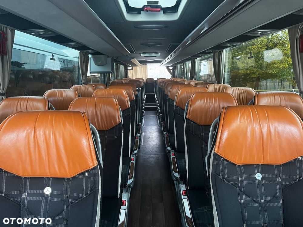 Mercedes-Benz Tourismo rhd - 38