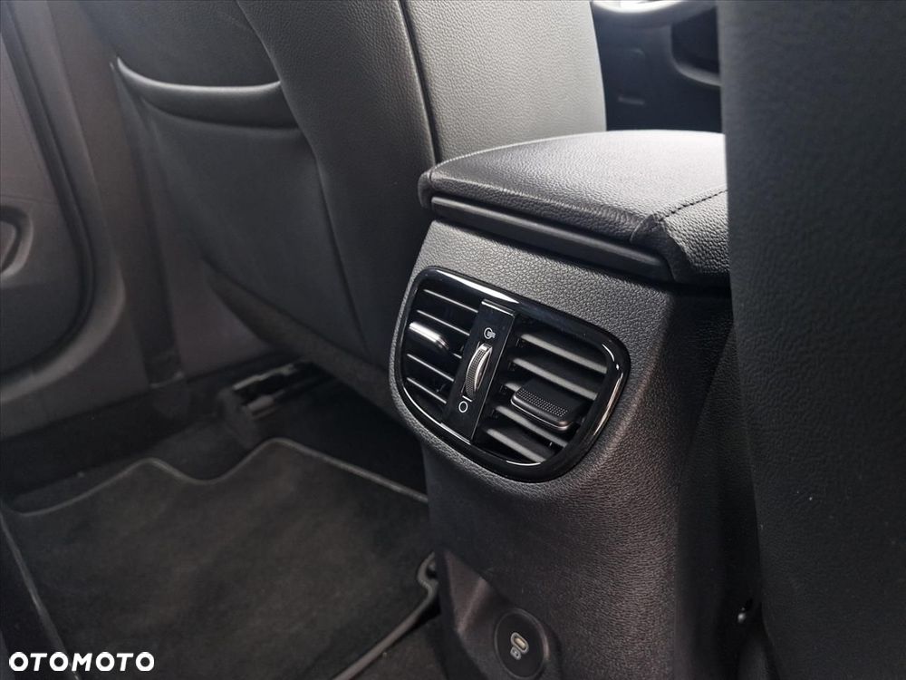 Kia XCeed 1.5 T-GDI M DCT - 32