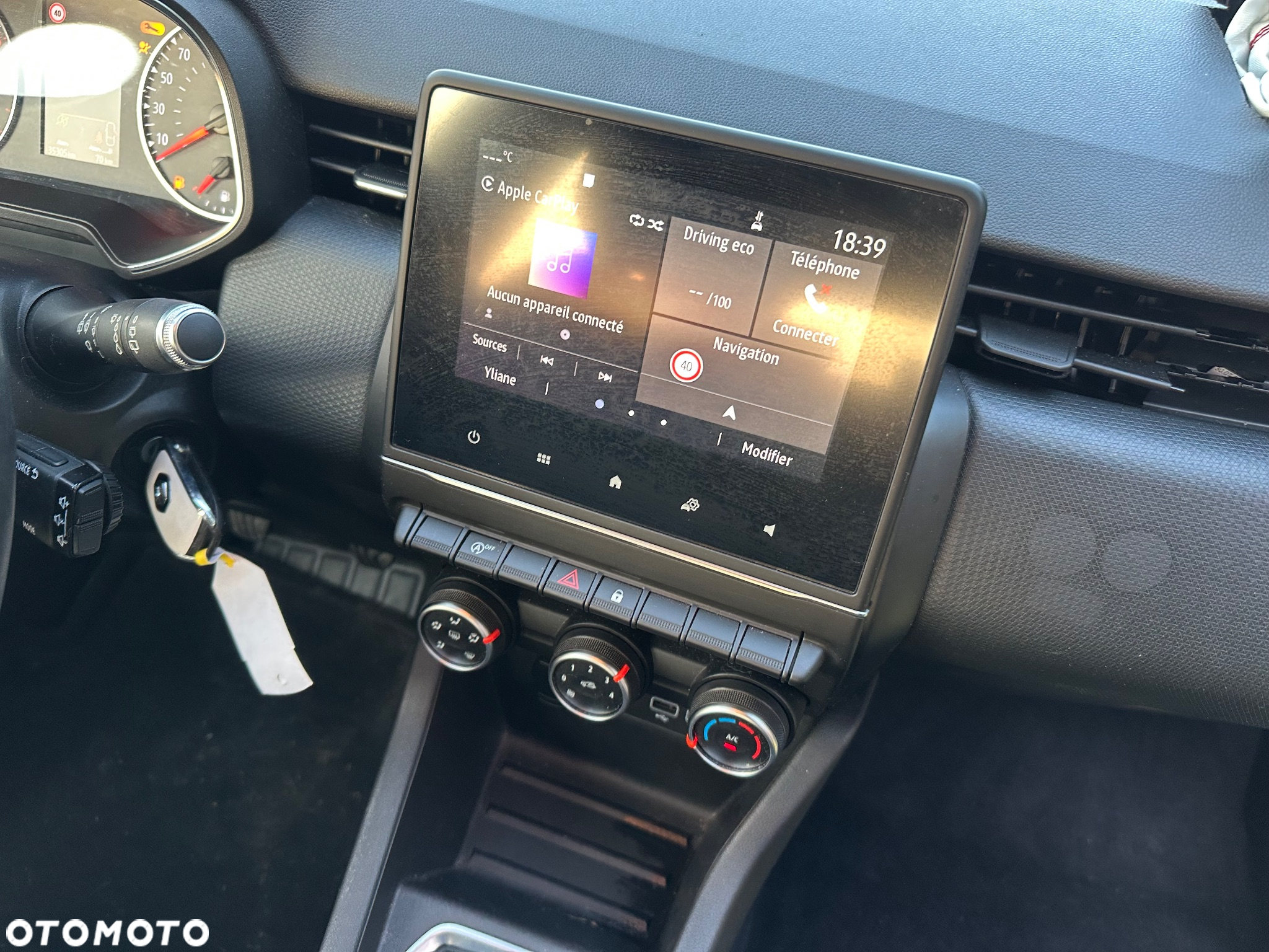 Renault Clio TCe 90 TECHNO - 17