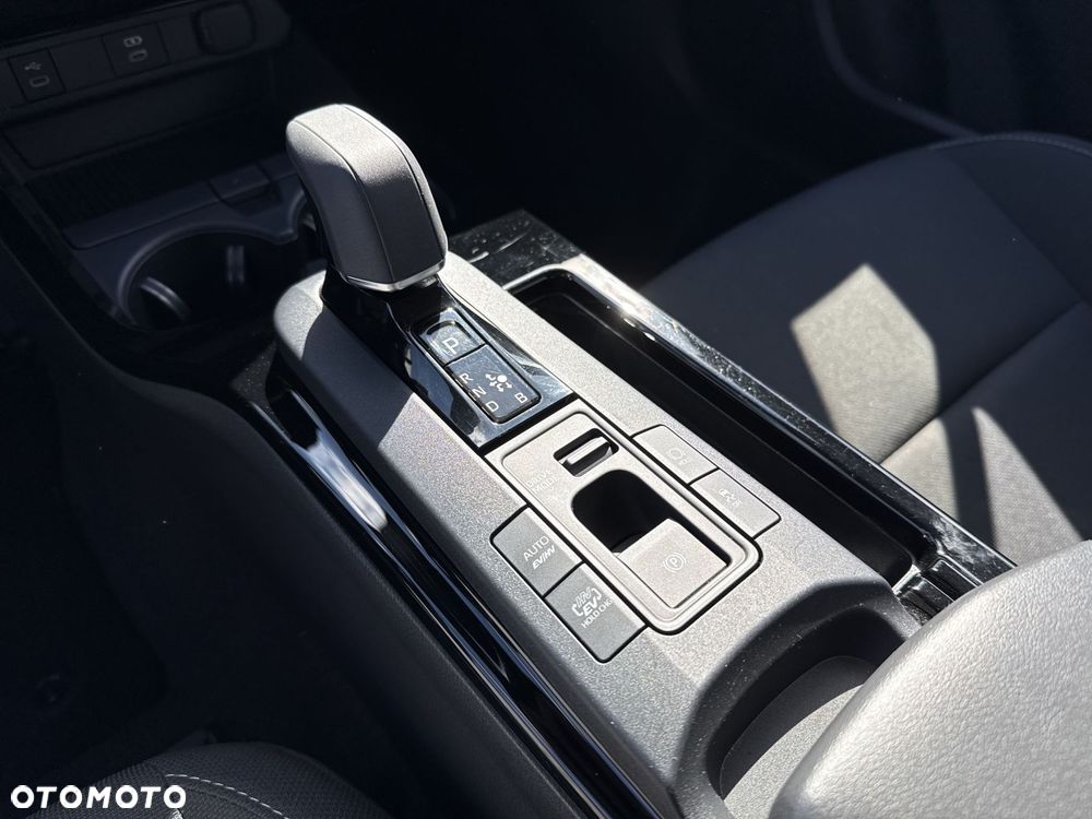 Toyota Prius - 14