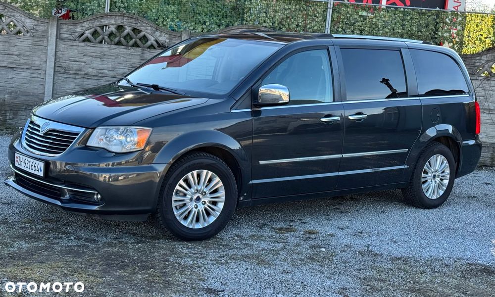 Lancia Voyager 2.8CRD Platinum - 4